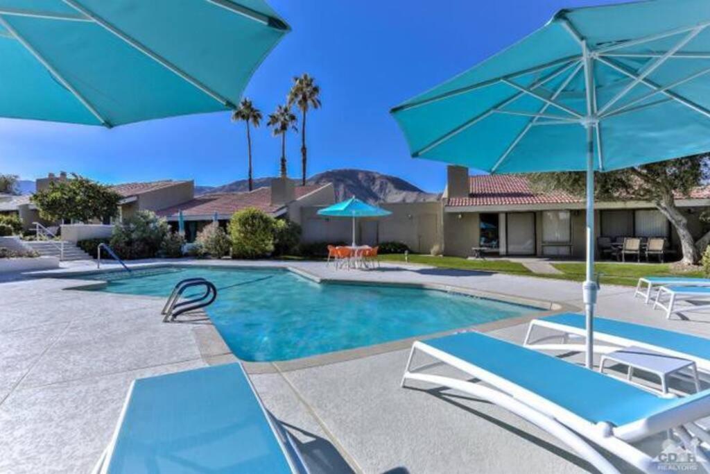 Charming Palm Desert Oasis - An Ideal Getaway Home Exterior photo